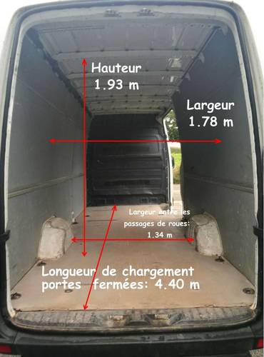 fourgon 14 m3 avec attelage remorque 