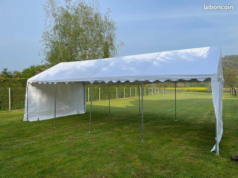 Location de barnum 55 personnes / 40 m2