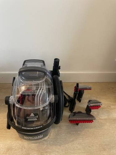 Aspirateur nettoyeur / Shampouineuse