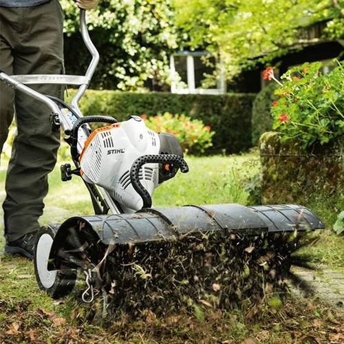 Location Scarificateur Thermique Stihl Emousseur / Défeutreur 