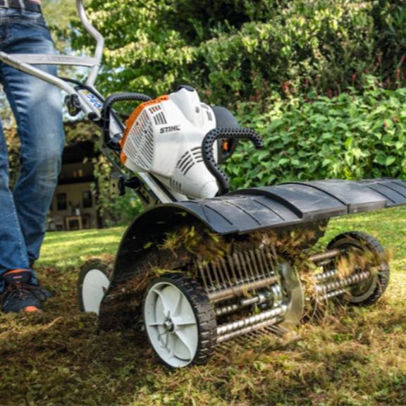 Location Scarificateur Thermique Stihl Emousseur / Défeutreur 