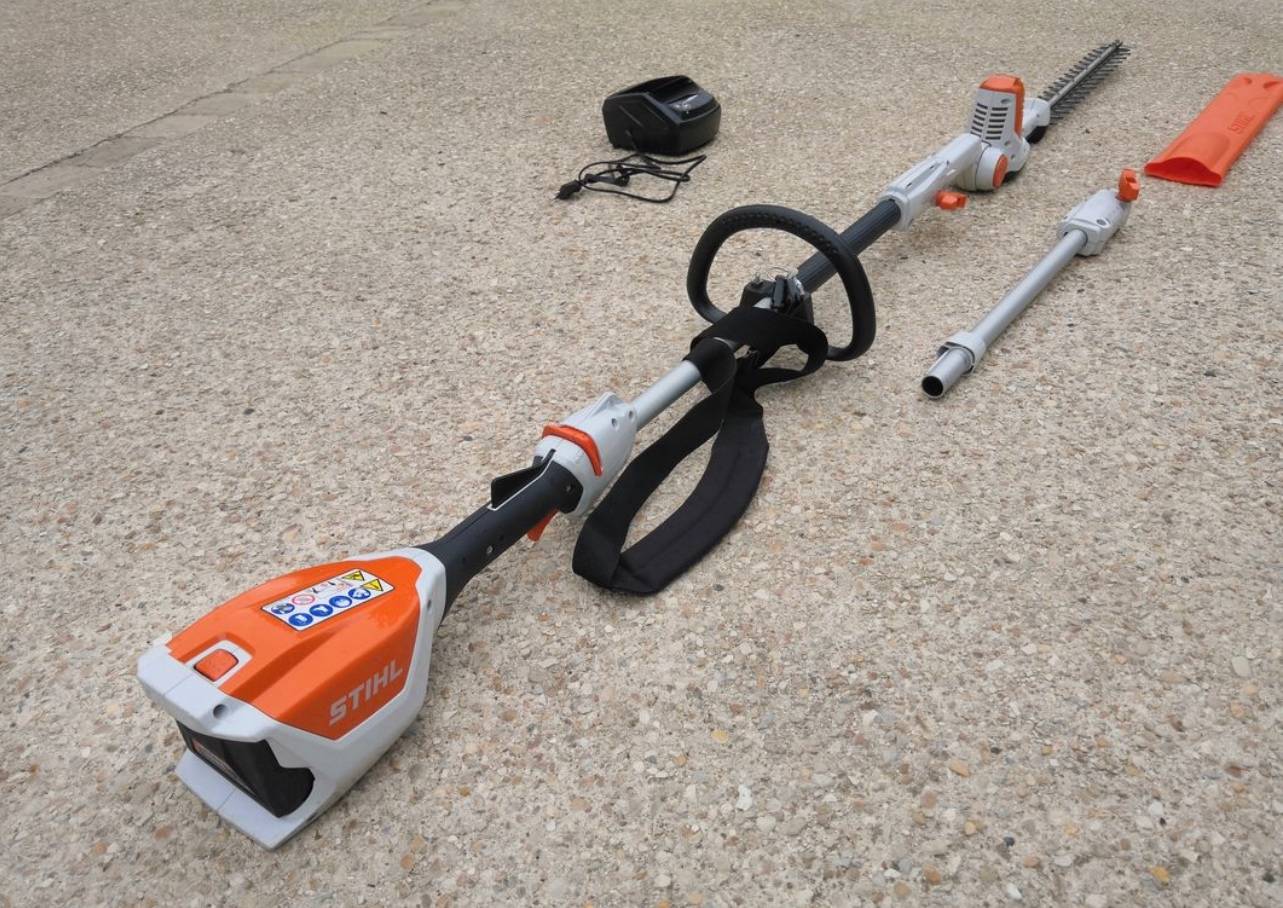 Taille-haies sur perche sur batterie Stihl HLA 66