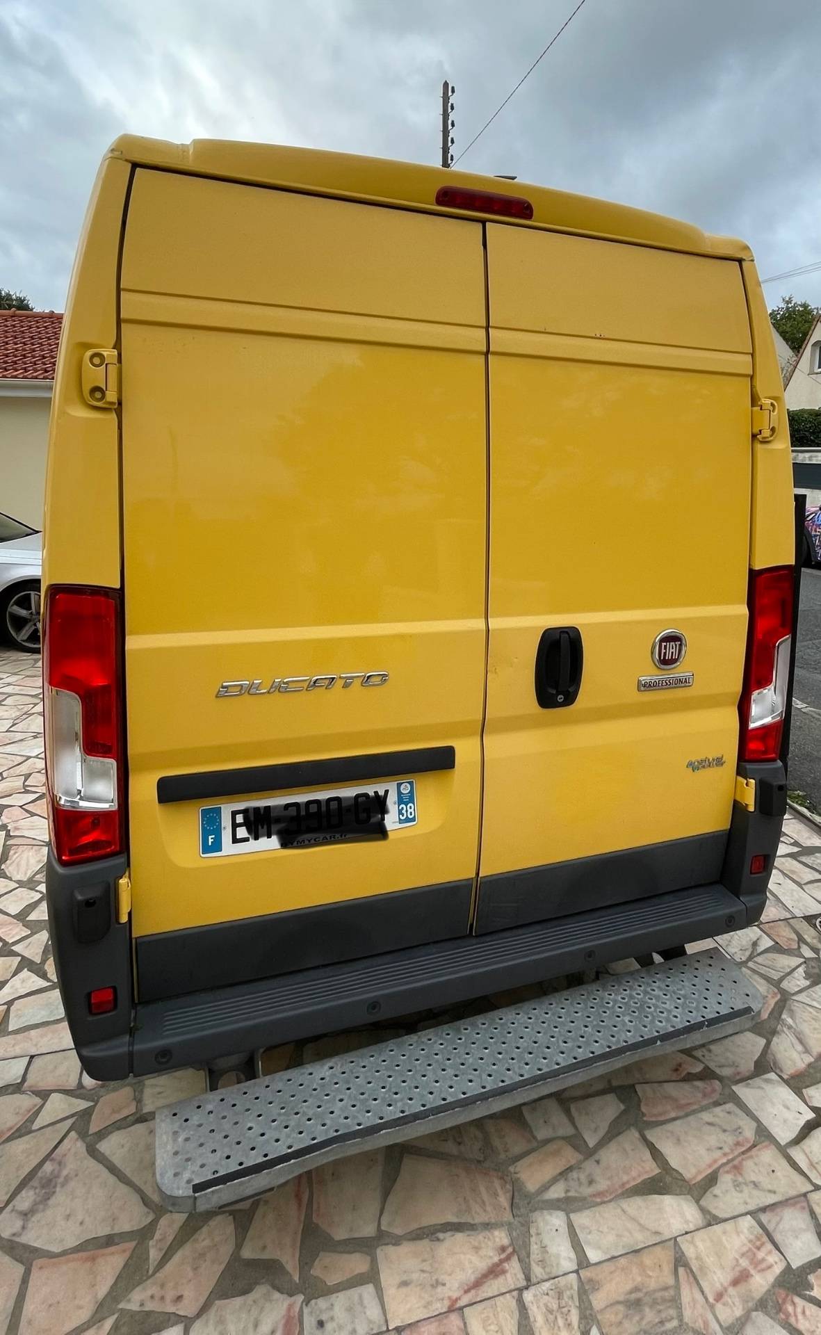 Camionnette Fiat Ducato 