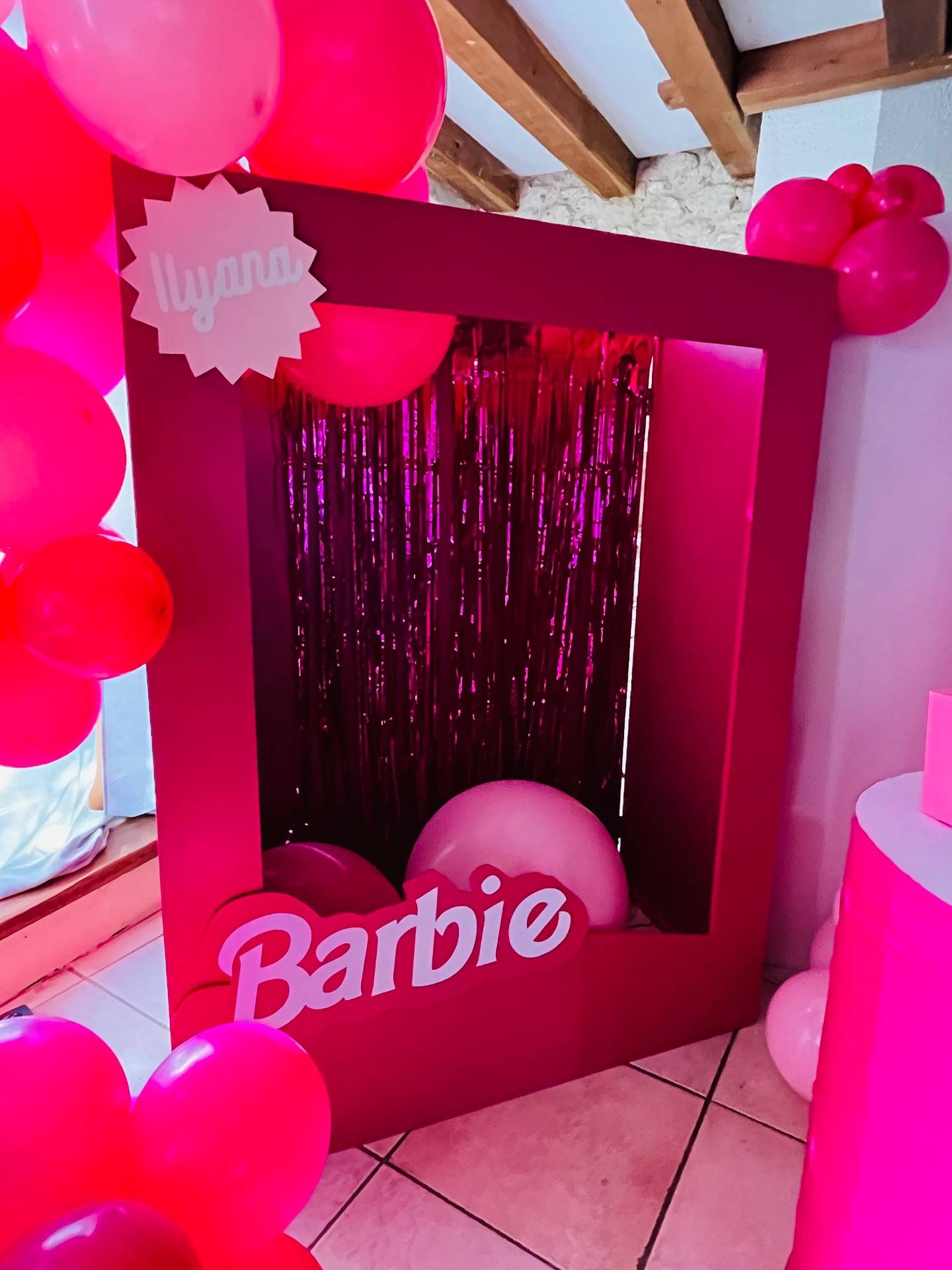 Box barbie