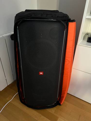 Enceinte JBL Partybox 710 + Micros sans fil