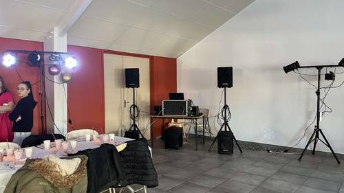 Location sono + jeux de lumière (DJ événements)