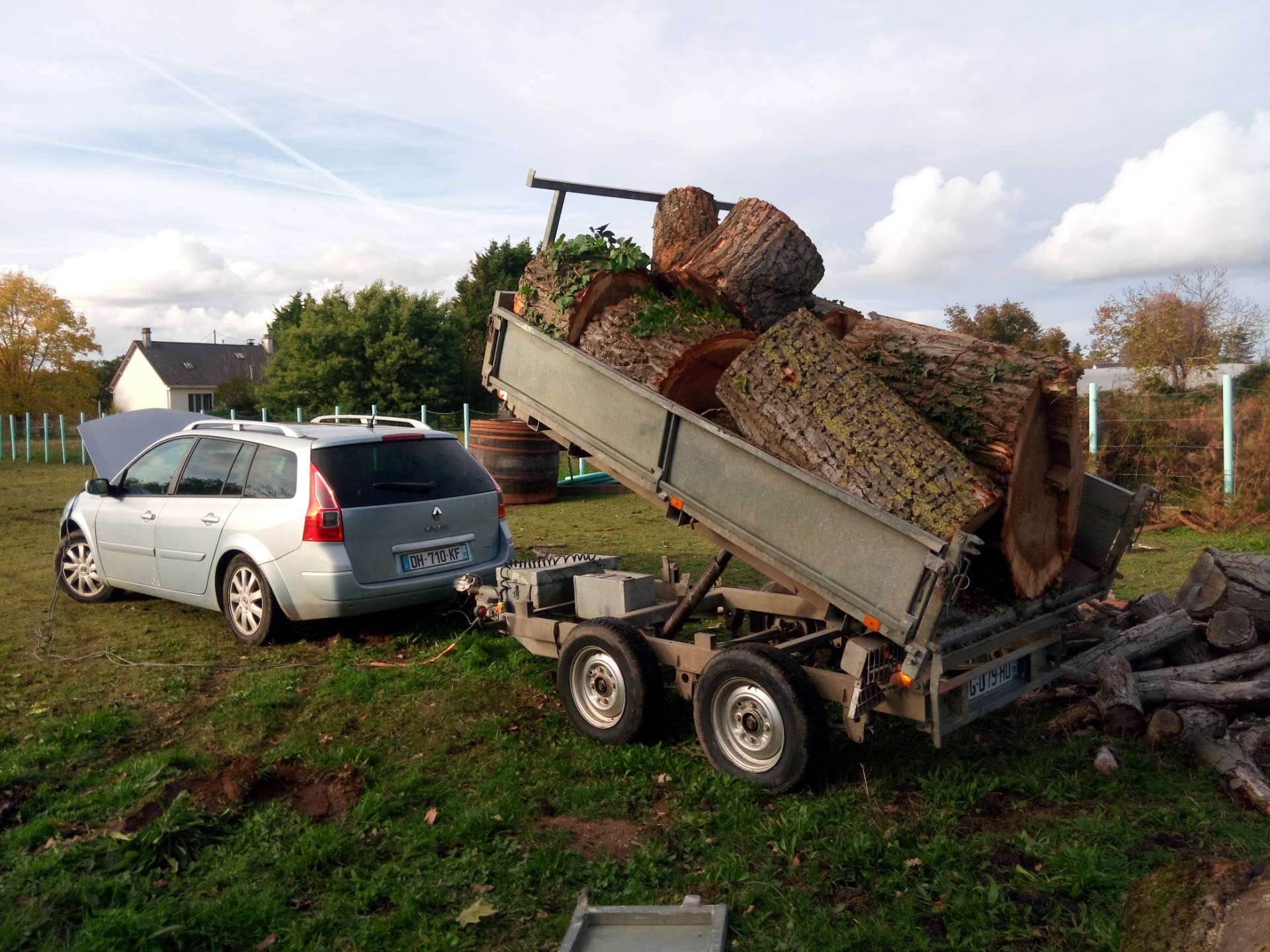 Loue remorque benne électrique 