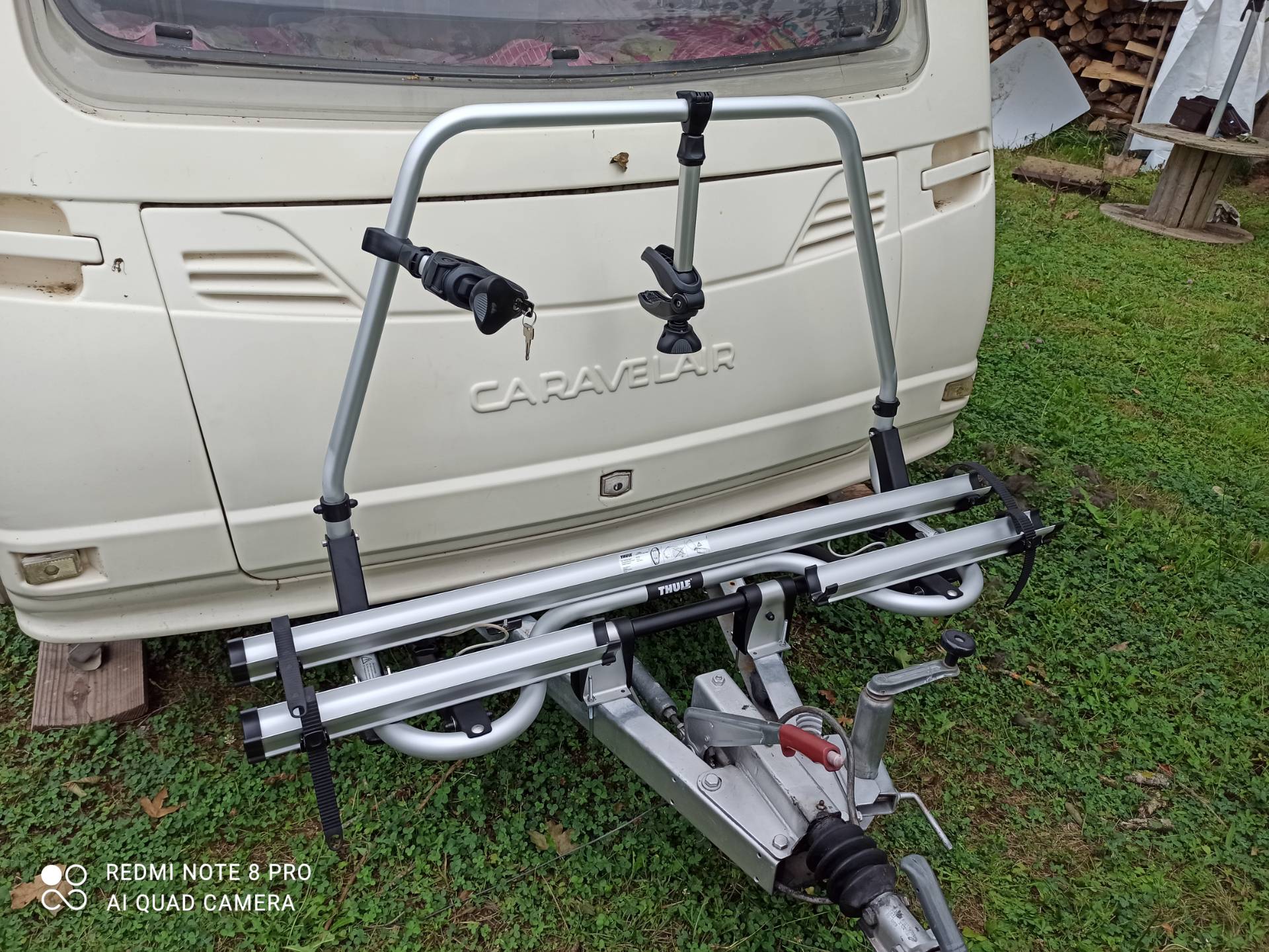 Porte vélo électrique pour caravane 