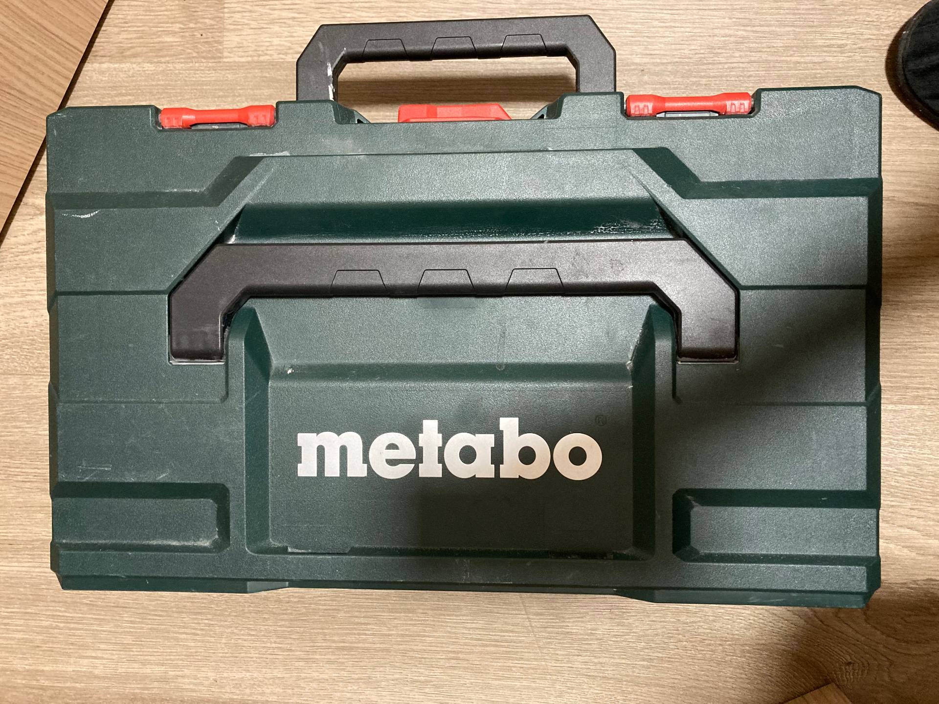 Perforateur et marteau-piqueur Metabo UE 2660