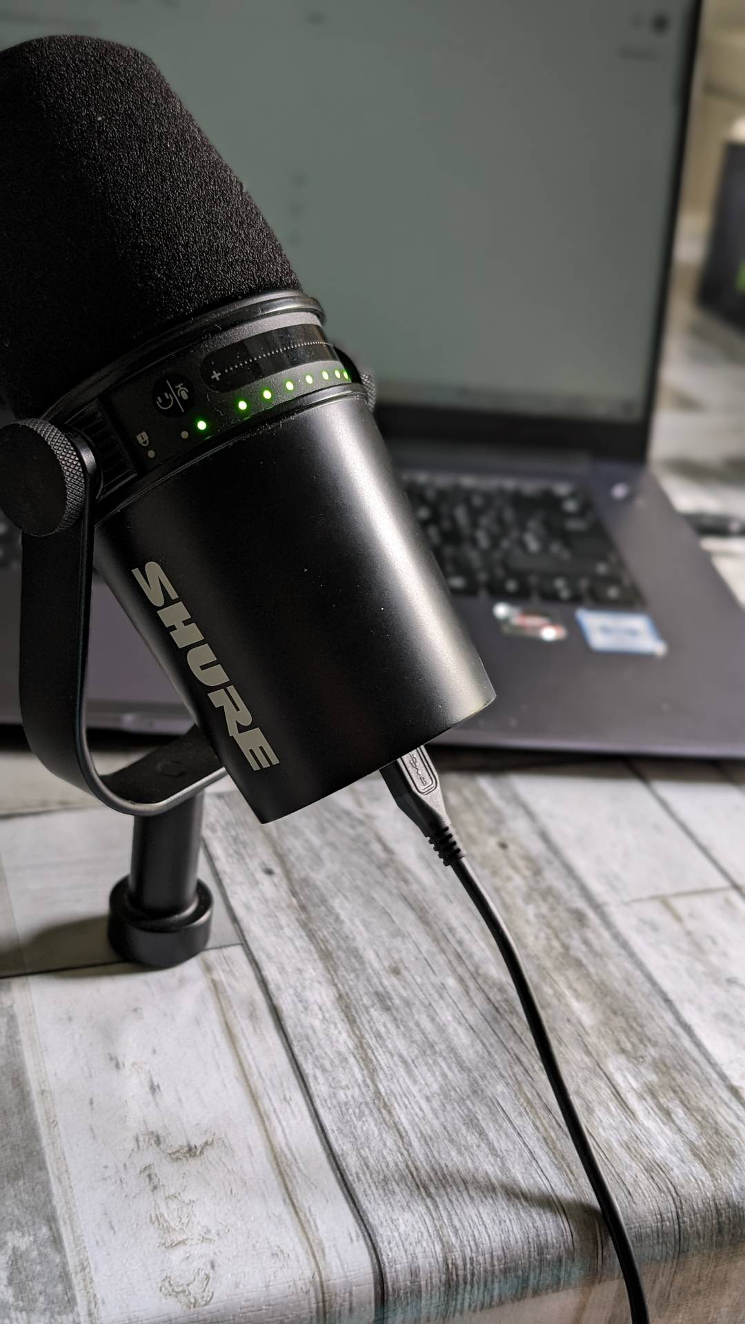 Shure - MV7 Microphone pour podcast