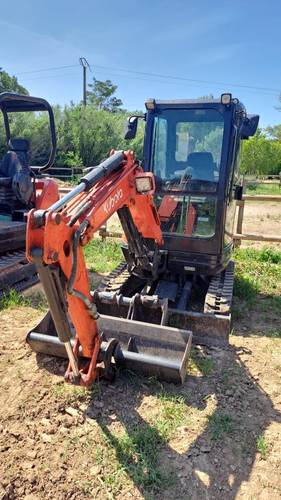 Location Mini-Pelle KUBOTA 2,2T et 2,6T avec ou sans chauffeur + Épareuse 