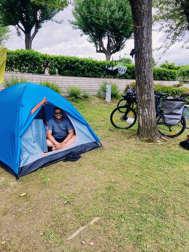 Location vélo gravel taille M avec équipements inclus 